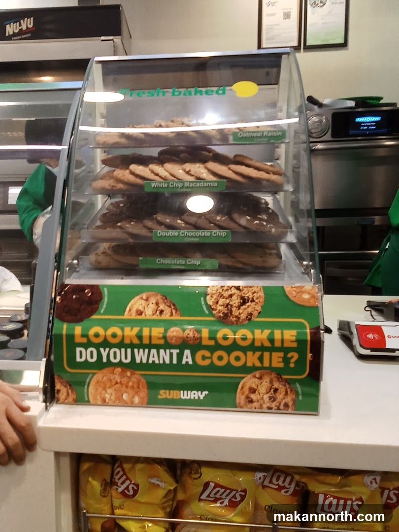 Subway Cookie Display