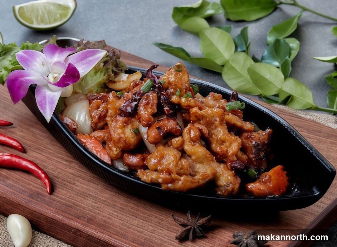Cashew Chicken Dish