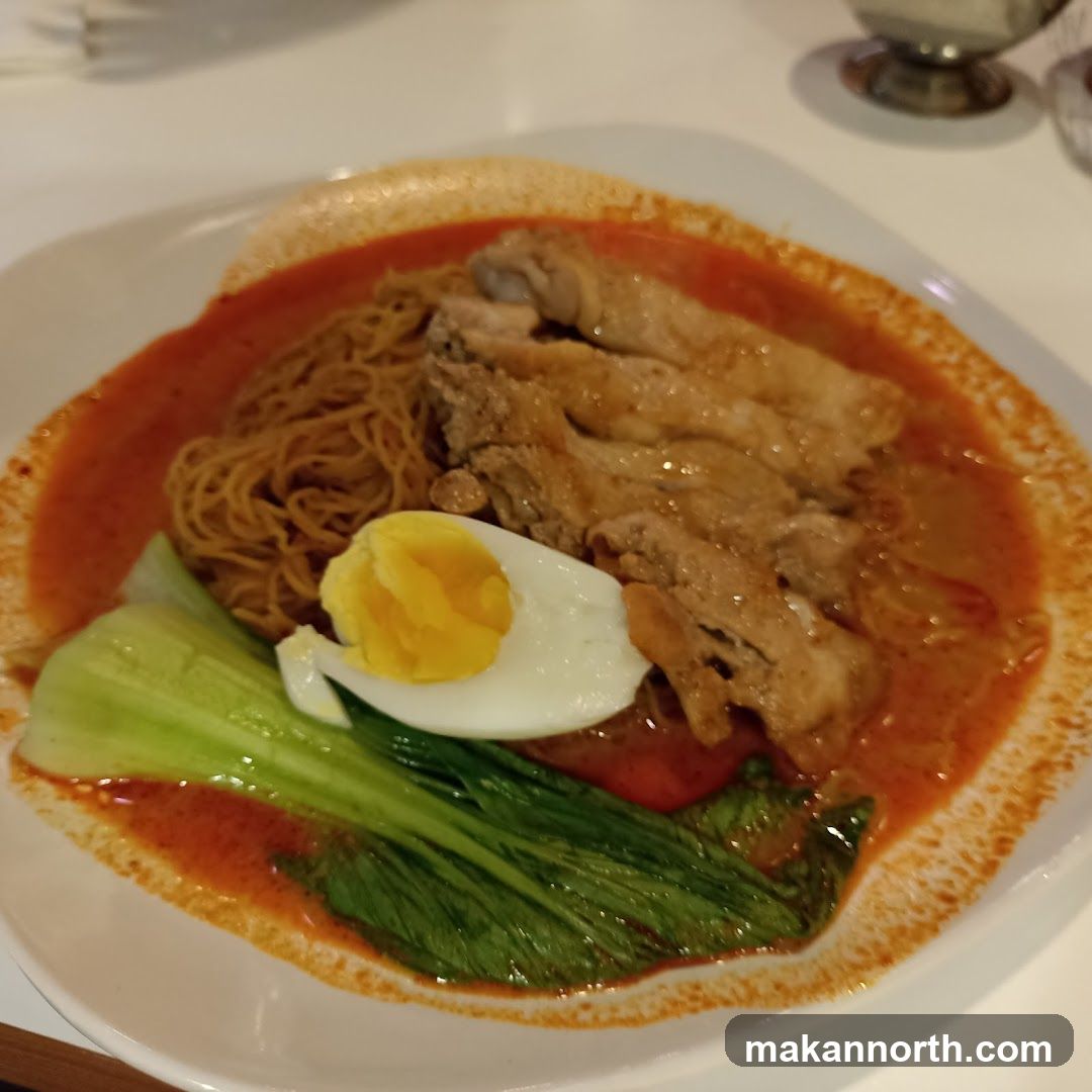 Curry Noodles with Chicken and Egg