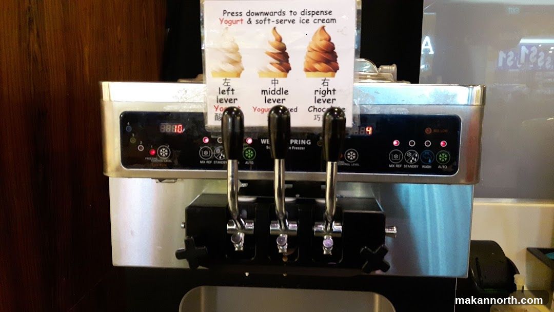 Soft Serve Ice Cream Machine
