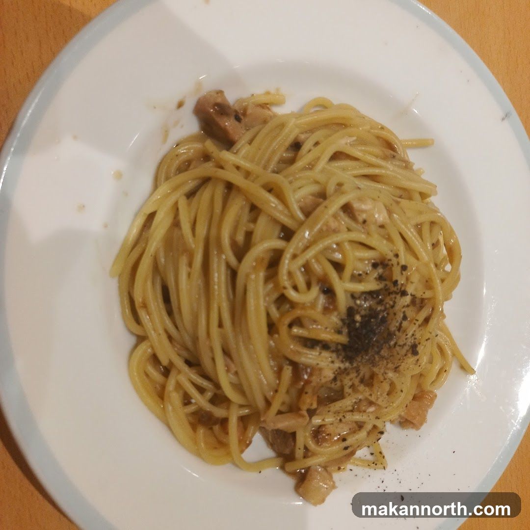 Spaghetti with Meat and Pepper