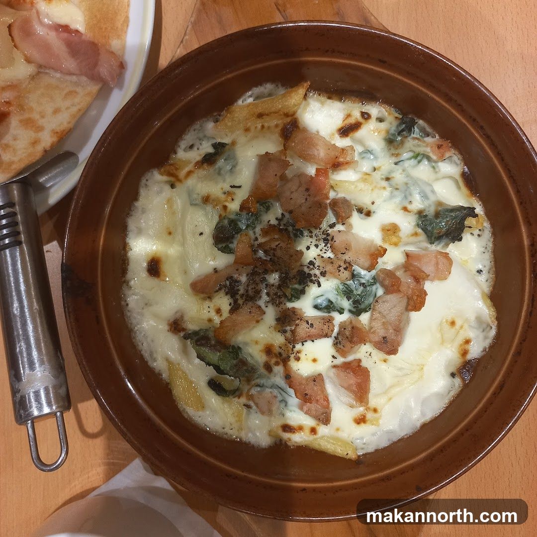 Baked Pasta with Bacon and Spinach