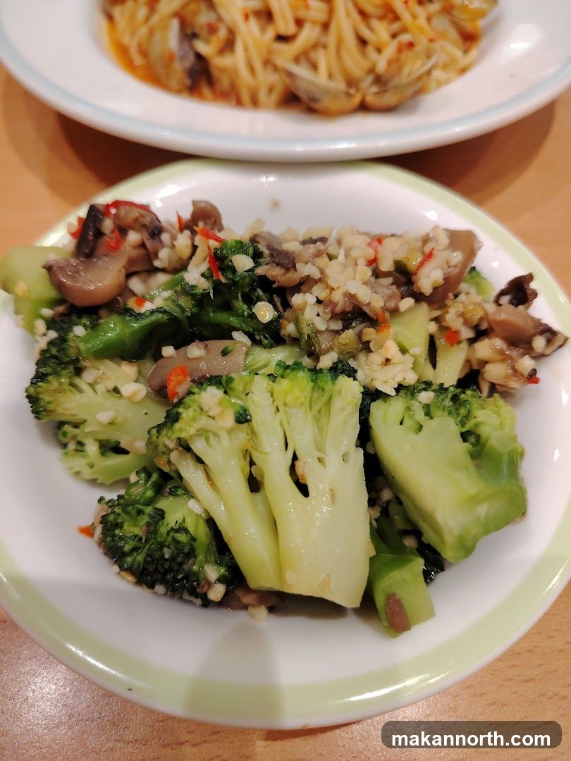Broccoli and Mushroom Stir-fry