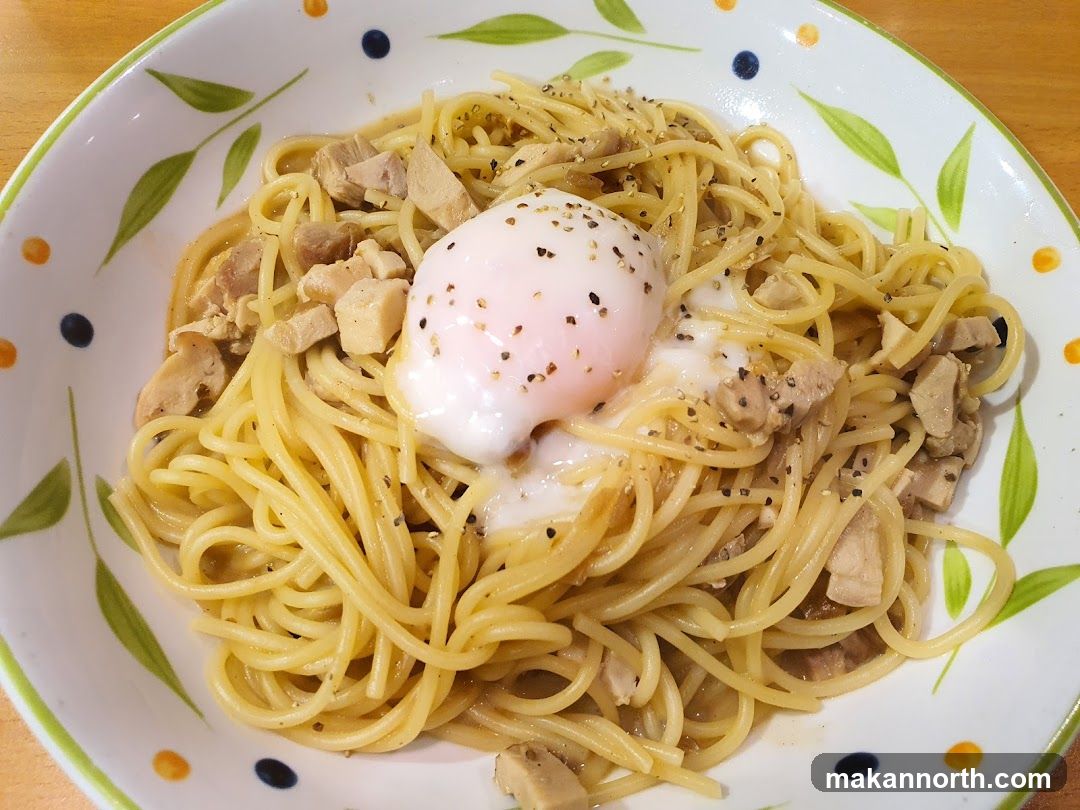 Spaghetti with Chicken and Egg