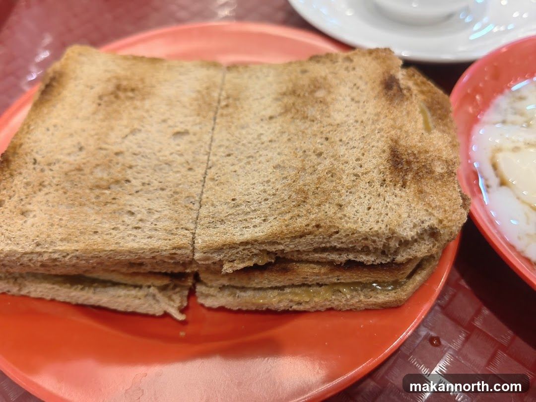 Toast with spread