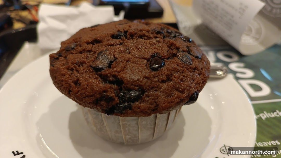 Chocolate Chip Muffin