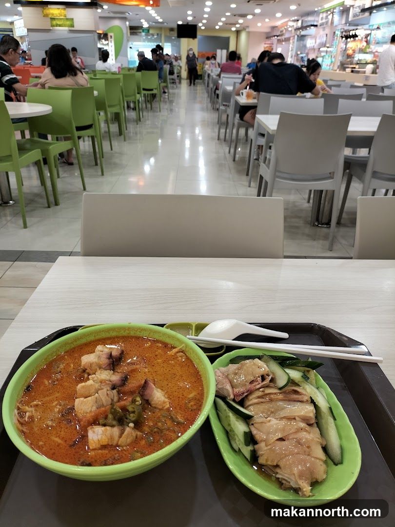 Food court dining