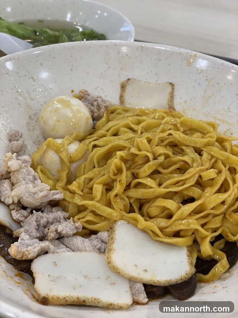 Noodles with Minced Pork and Fish Cakes