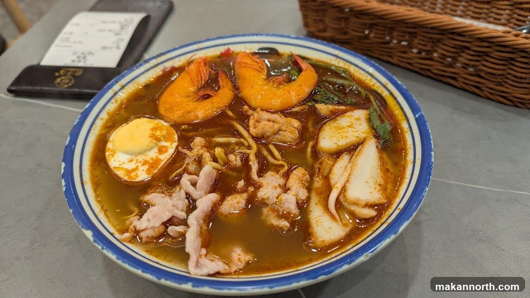 Noodle Soup with Shrimp and Egg