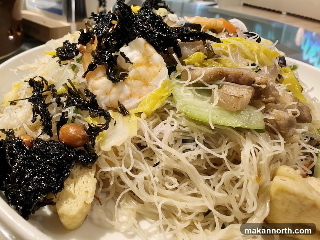 Noodles with Shrimp and Pork