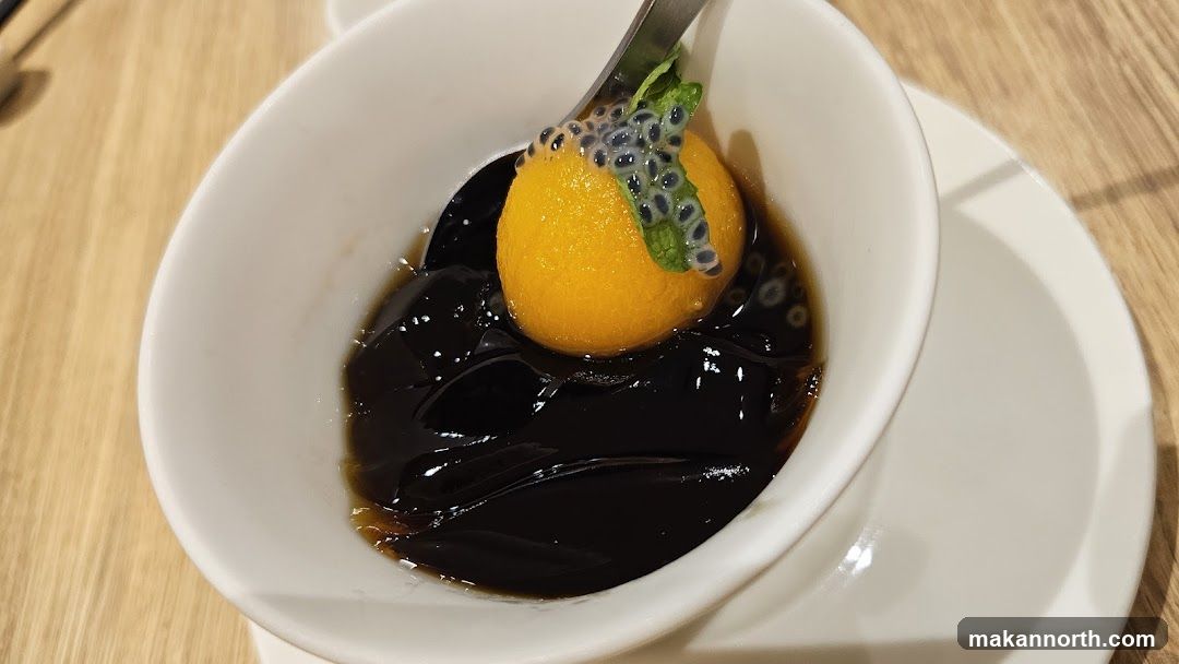 Dessert with Grass Jelly and Melon Ball