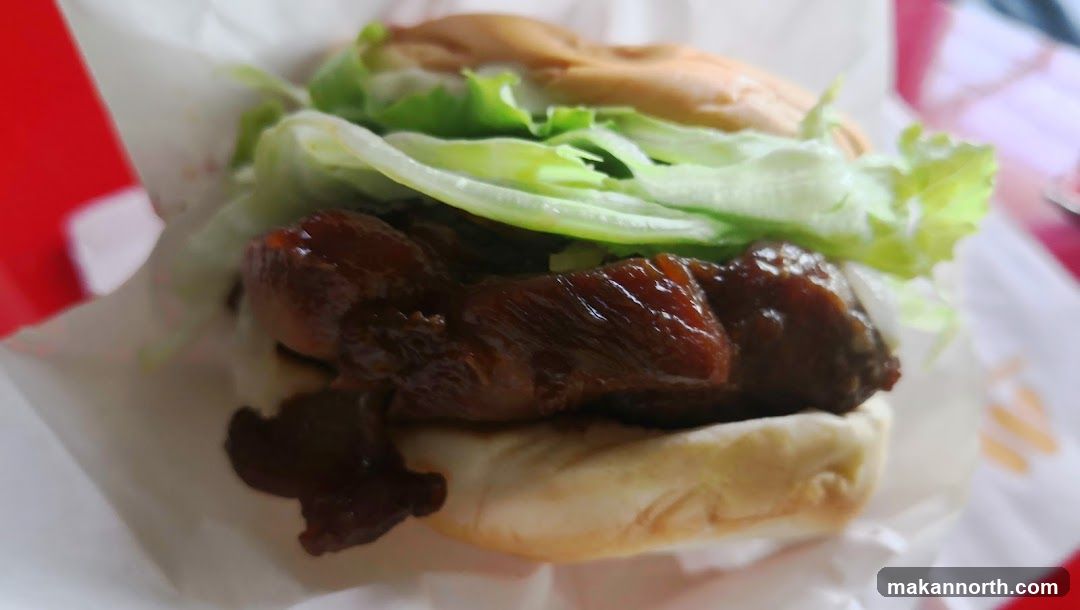 Burger with Lettuce and Glazed Meat