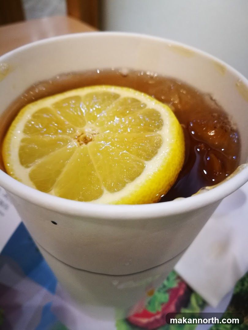 Iced Tea with Lemon