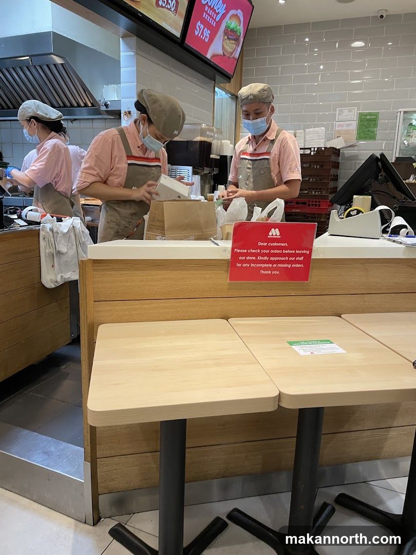 Fast Food Restaurant Counter