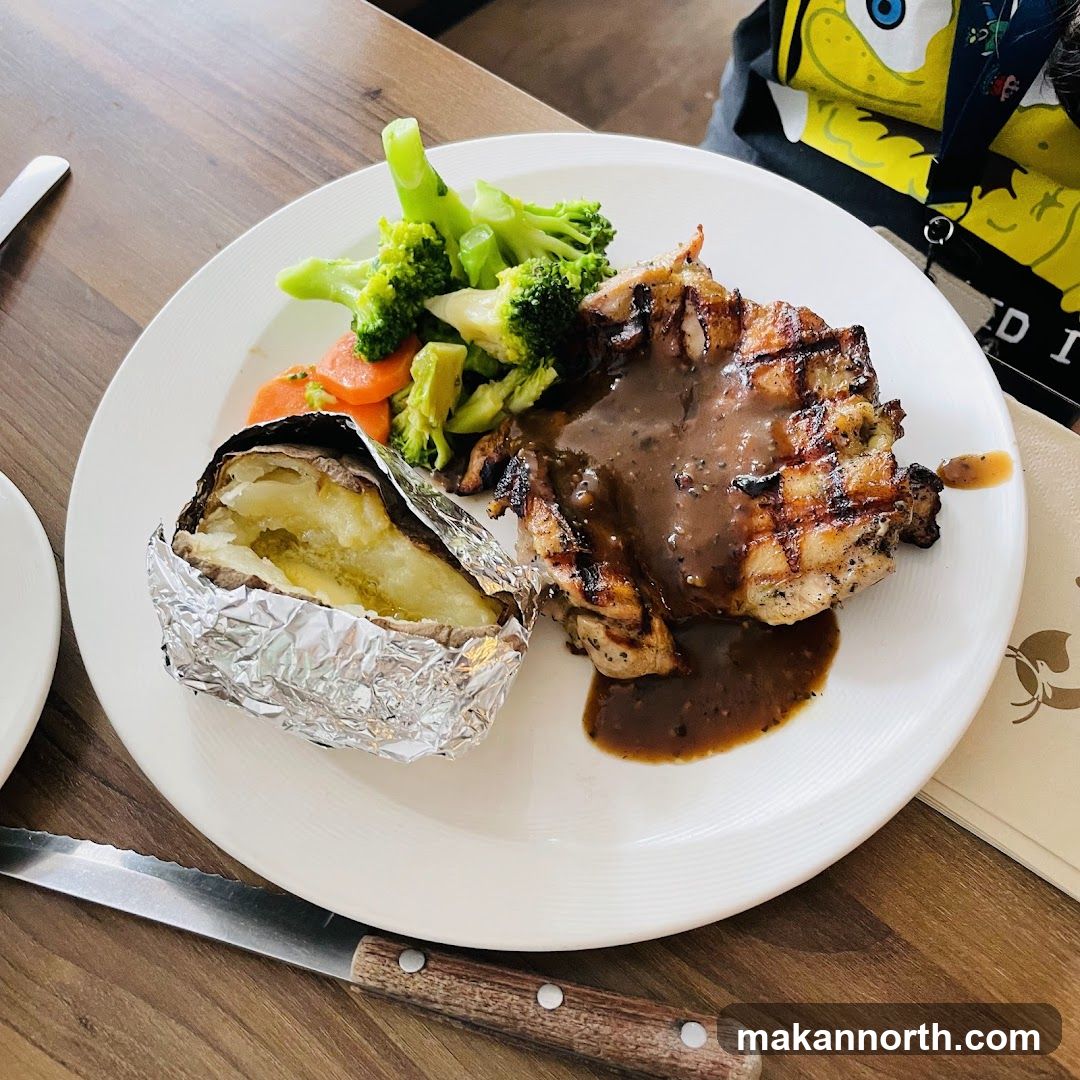 Grilled Chicken with Baked Potato and Vegetables