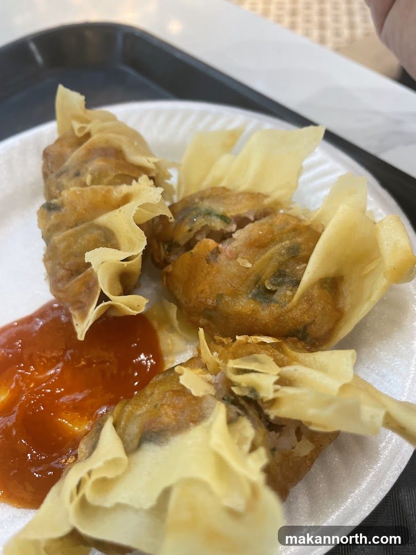 Fried Wontons with Sauce