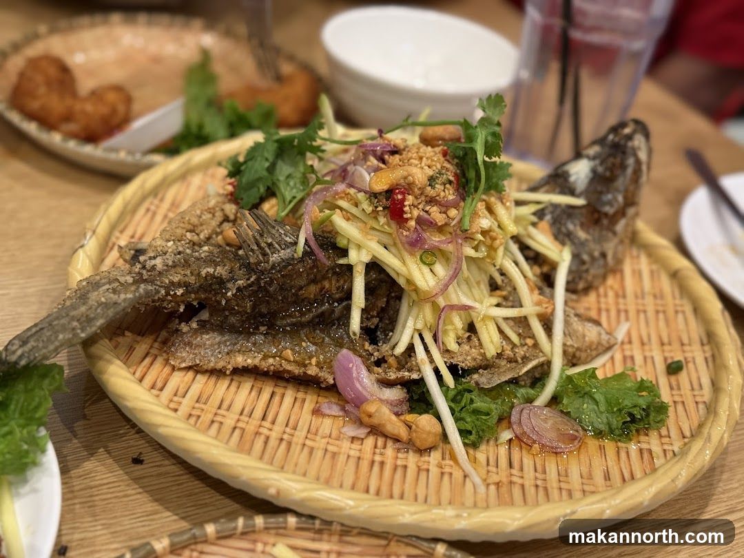 Fried Fish with Mango Salad