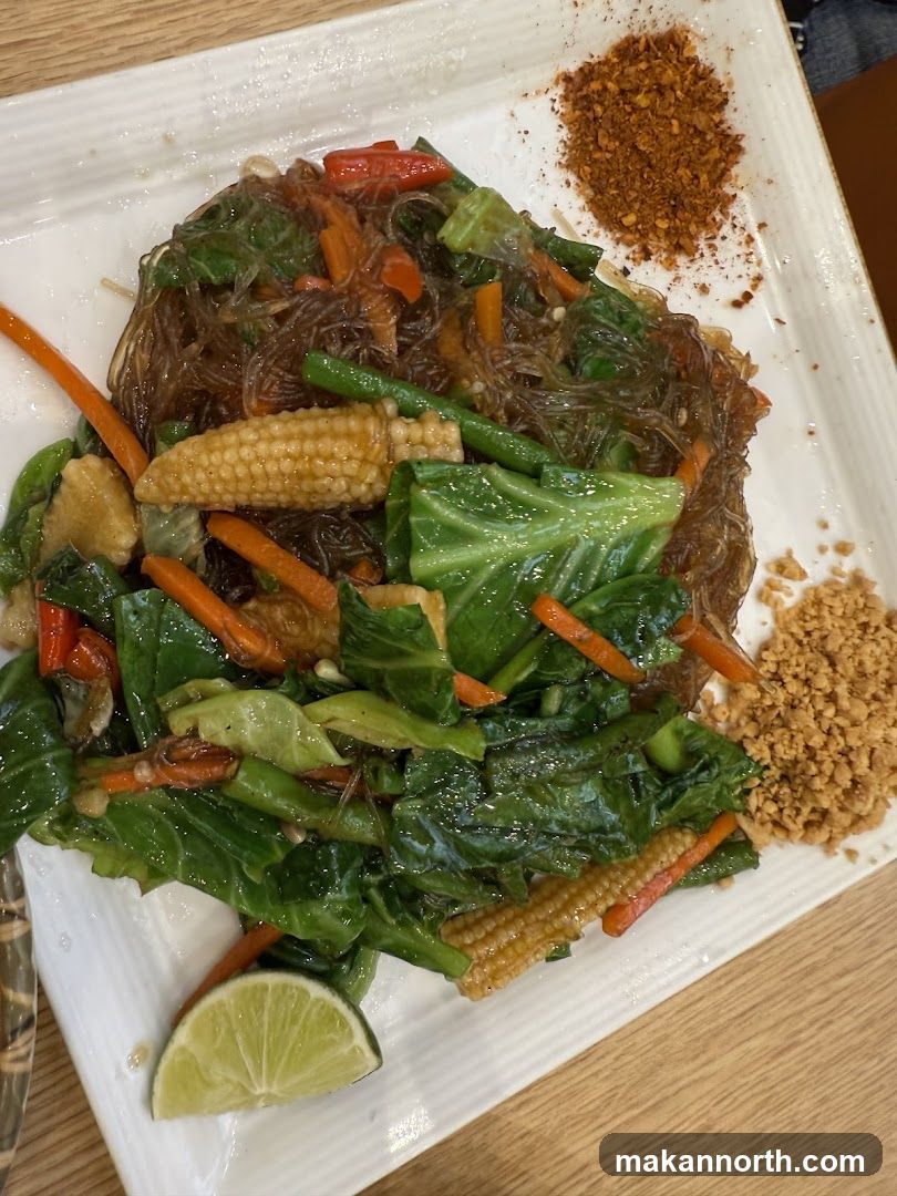 Stir-fried noodles with vegetables