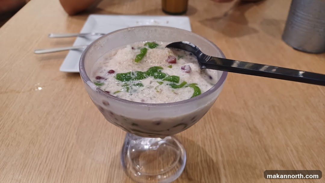 Dessert with Green Jelly and Red Beans