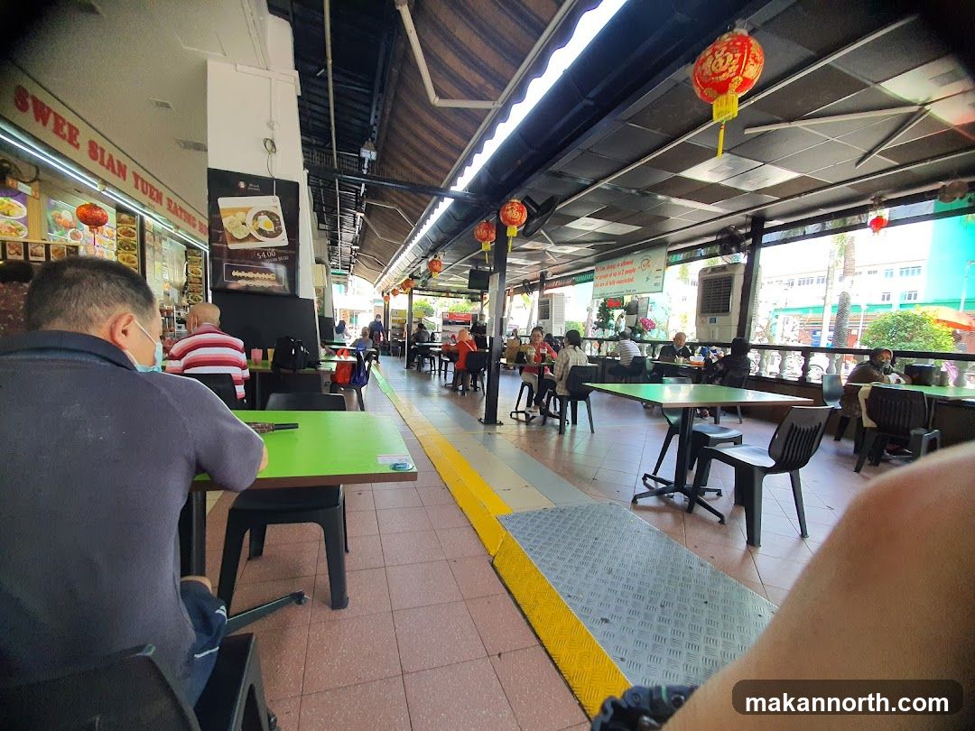 Outdoor Food Court