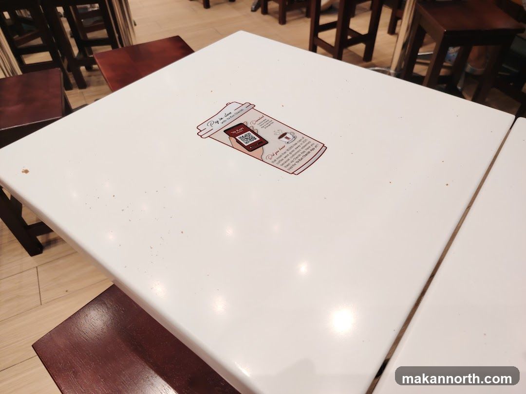 Table with QR Code