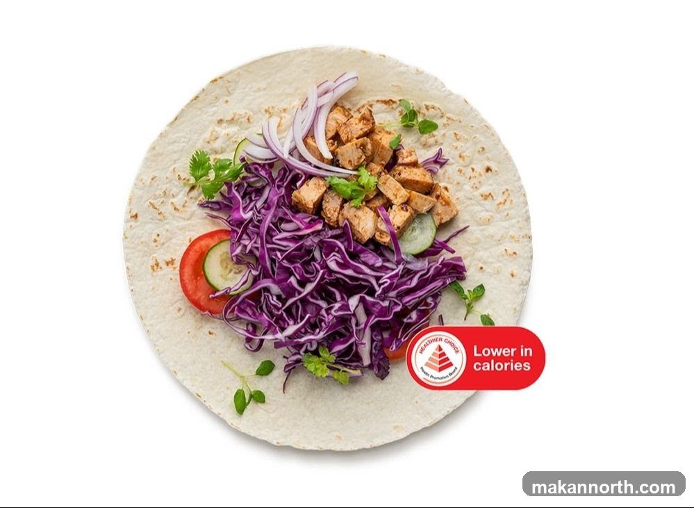 Chicken wrap with red cabbage and onions