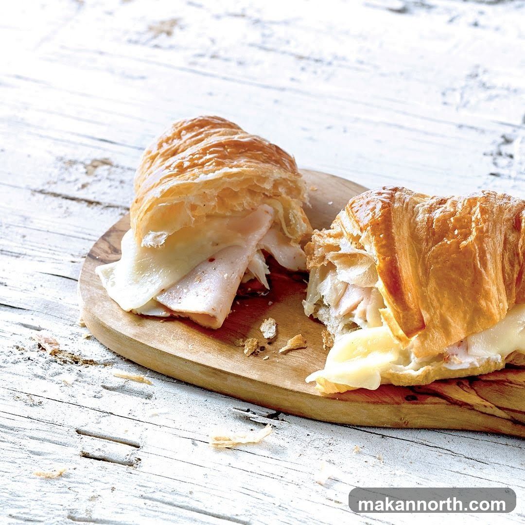 Croissant Sandwich
