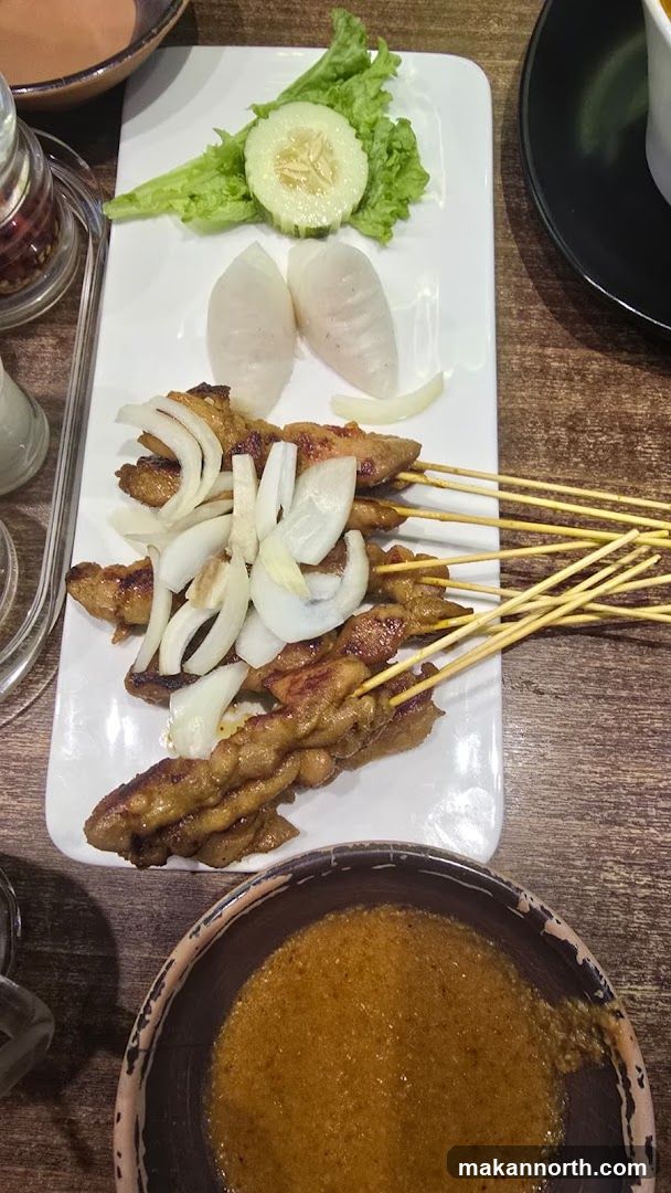 Chicken Satay with Peanut Sauce