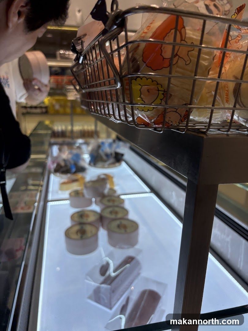 Dessert Display
