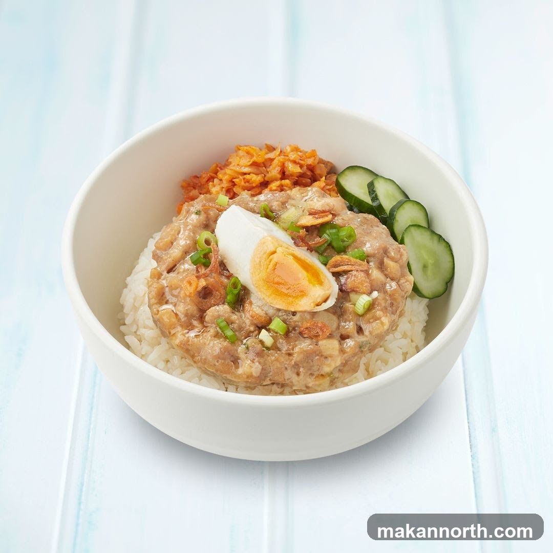 Rice bowl with meat and egg