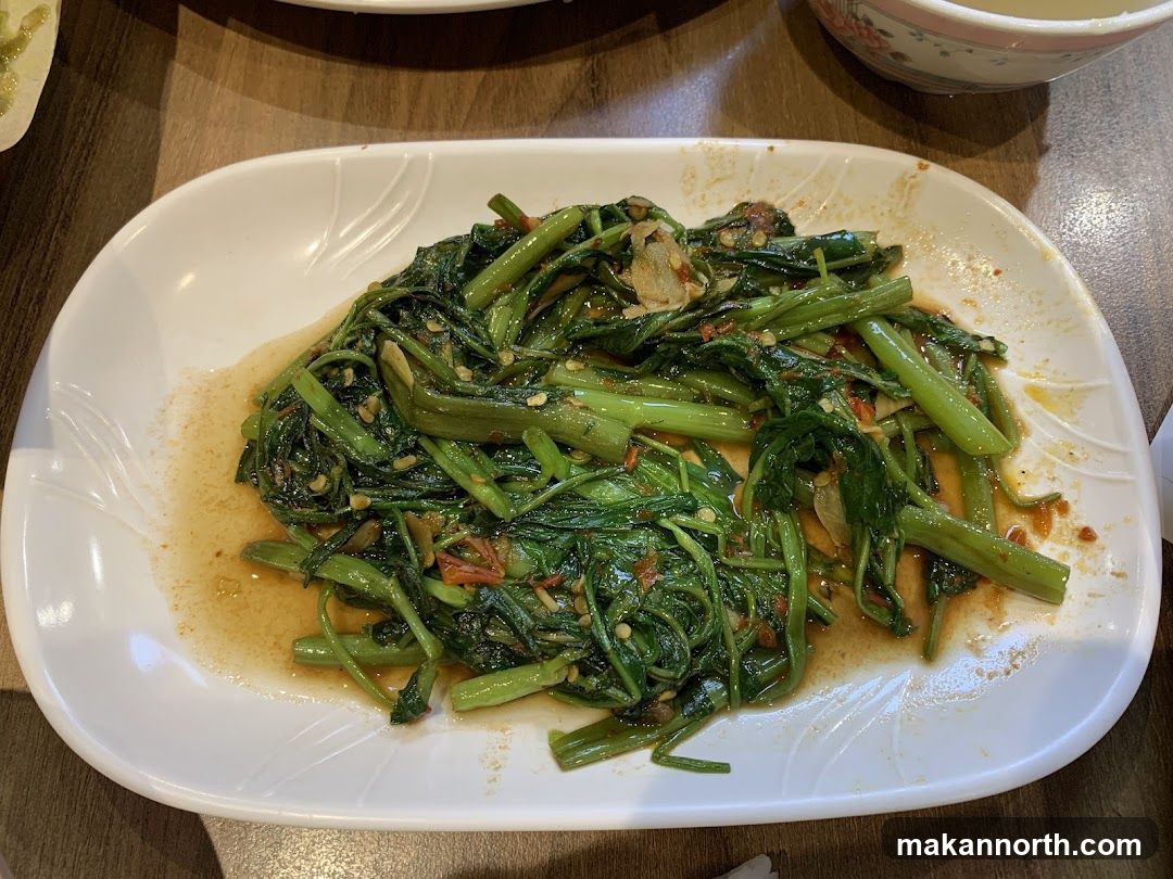 Stir-fried Water Spinach