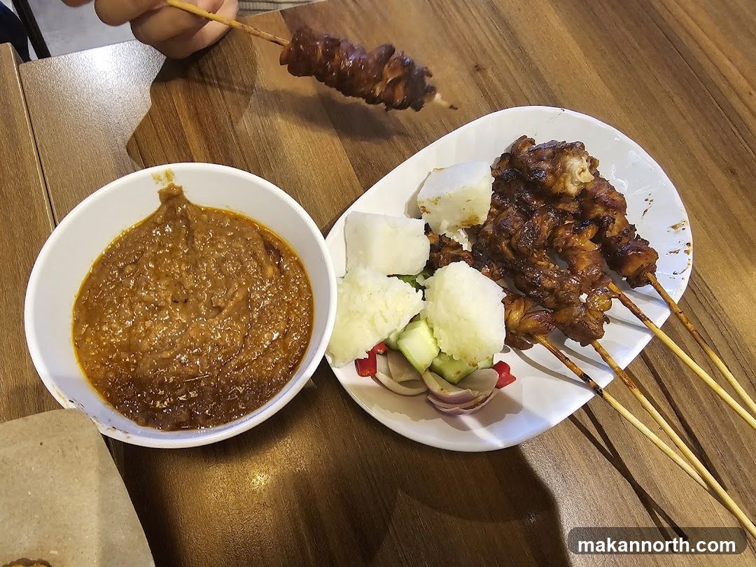 Chicken Satay with Peanut Sauce