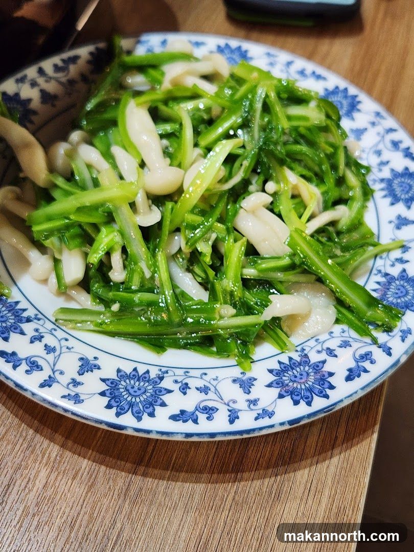 Stir-fried Vegetables and Mushrooms