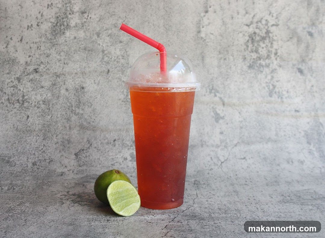 Iced Tea with Lime