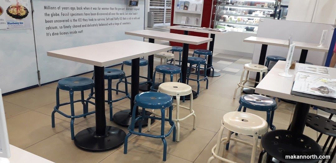 Dinosaur-themed Ice Cream Shop Seating Area
