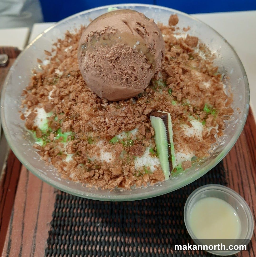 Dessert with Ice Cream and Toppings