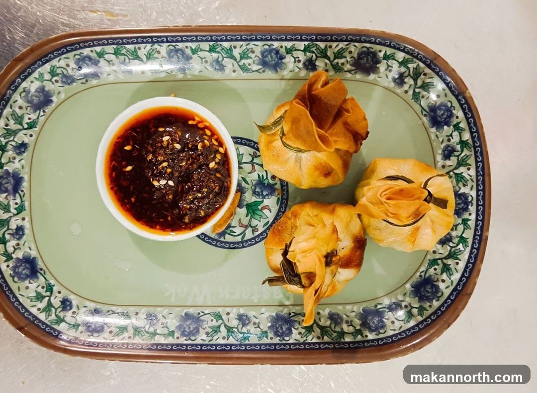 Fried Dumplings with Dipping Sauce