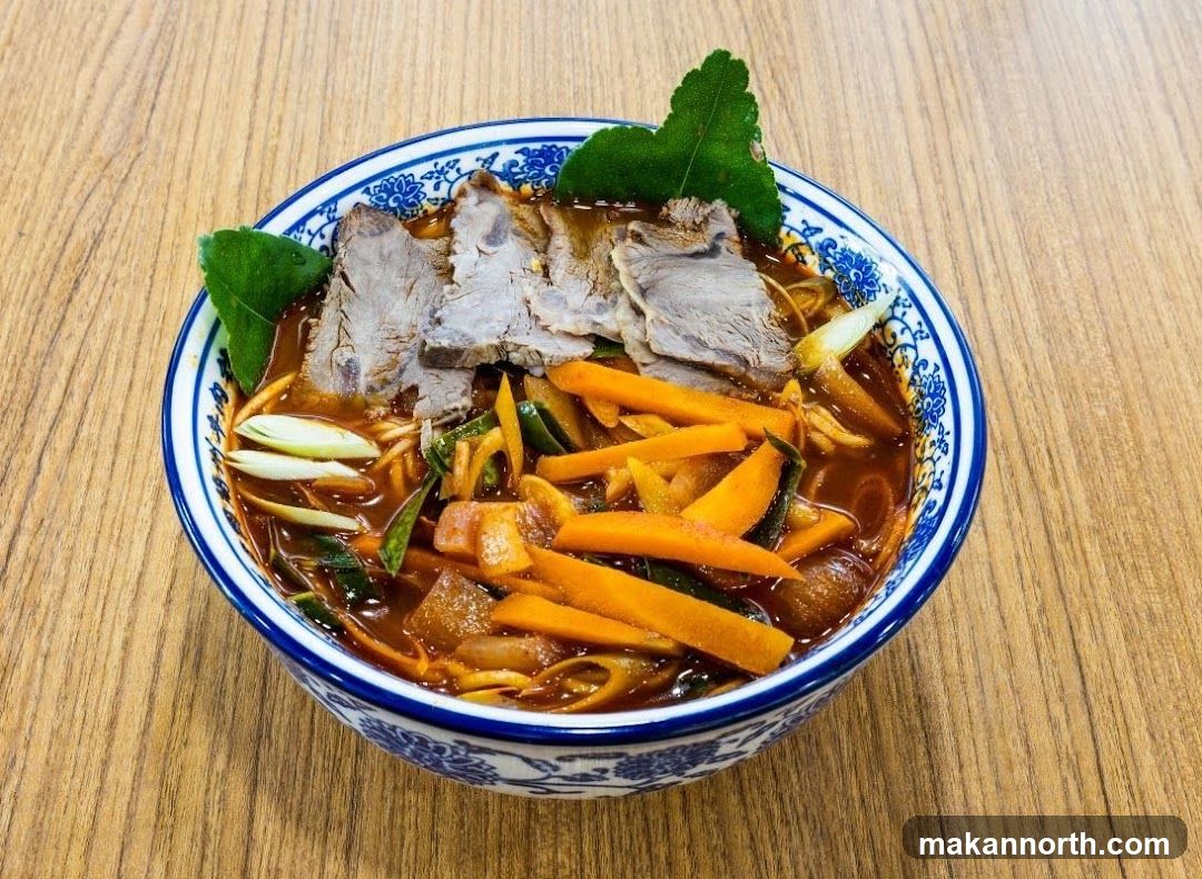 Bowl of Noodles with Beef and Vegetables