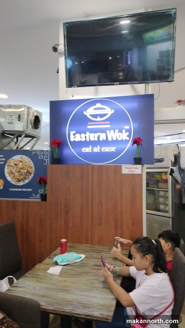 Eastern Wok Interior