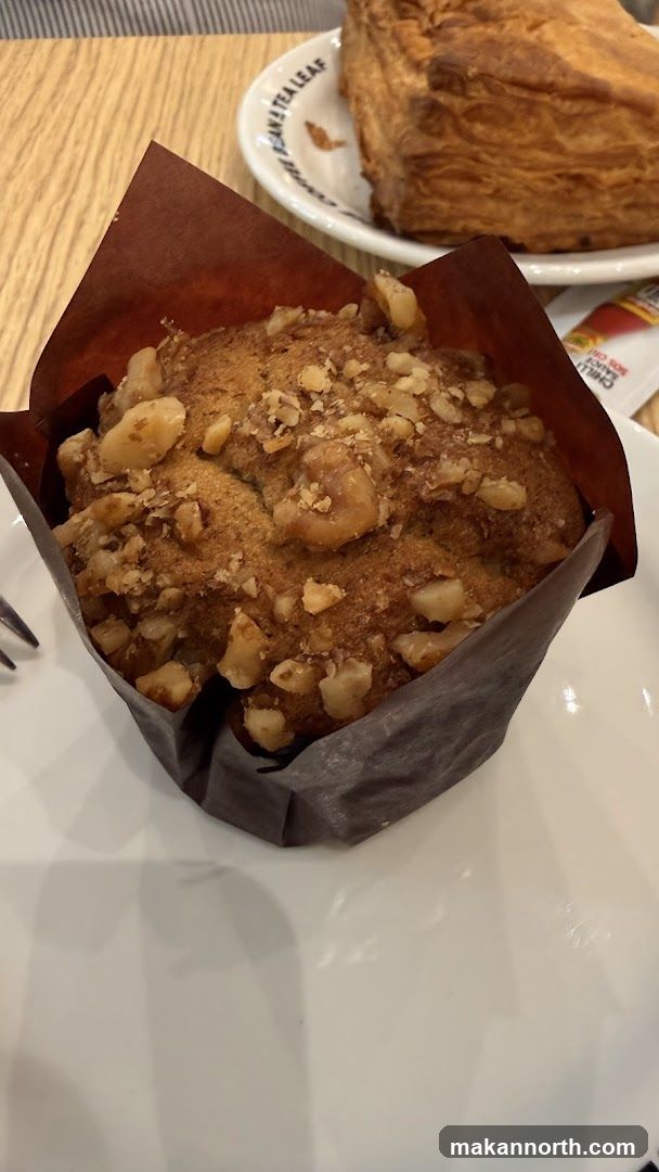 Walnut Muffin