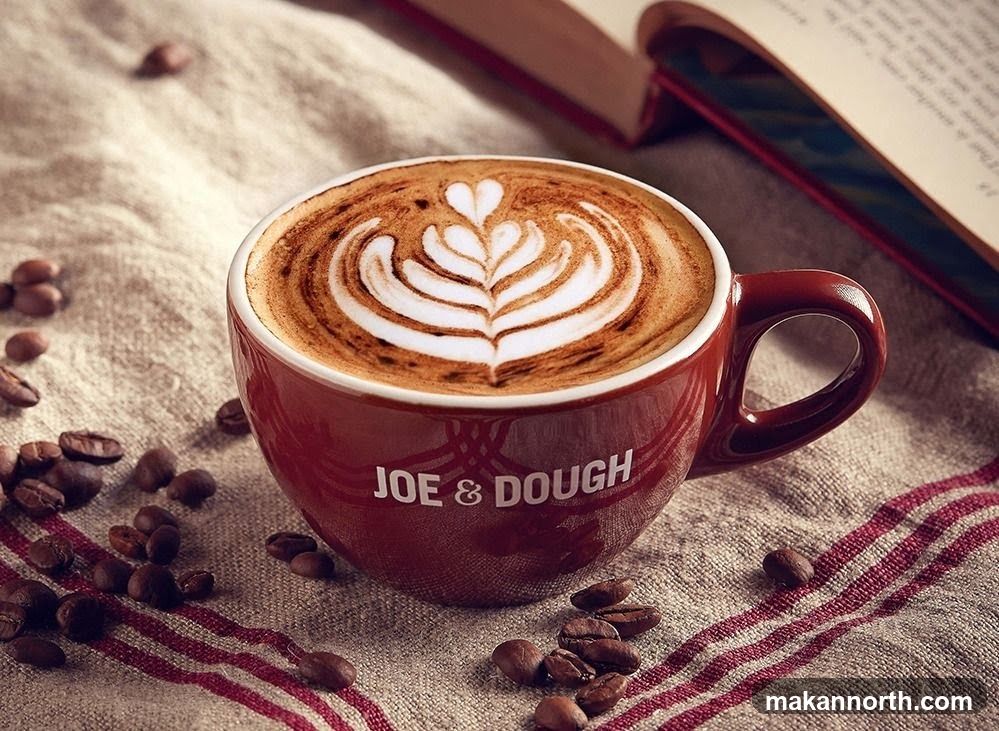 Latte with latte art
