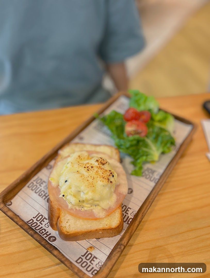 Toast with Ham and Egg