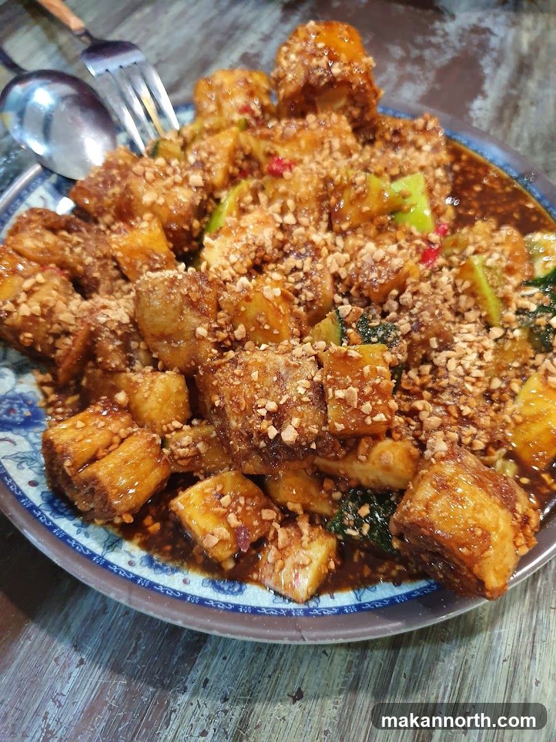 Fried Tofu with Peanut Sauce