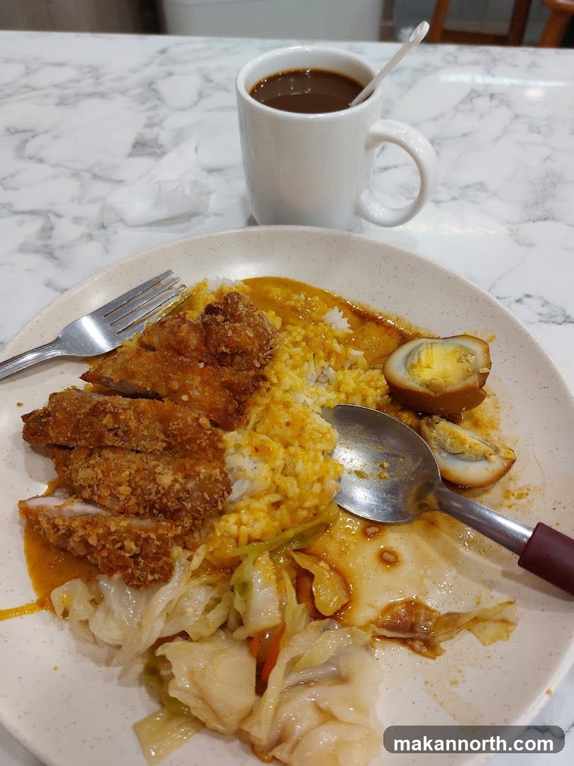 Curry Rice with Fried Chicken and Coffee