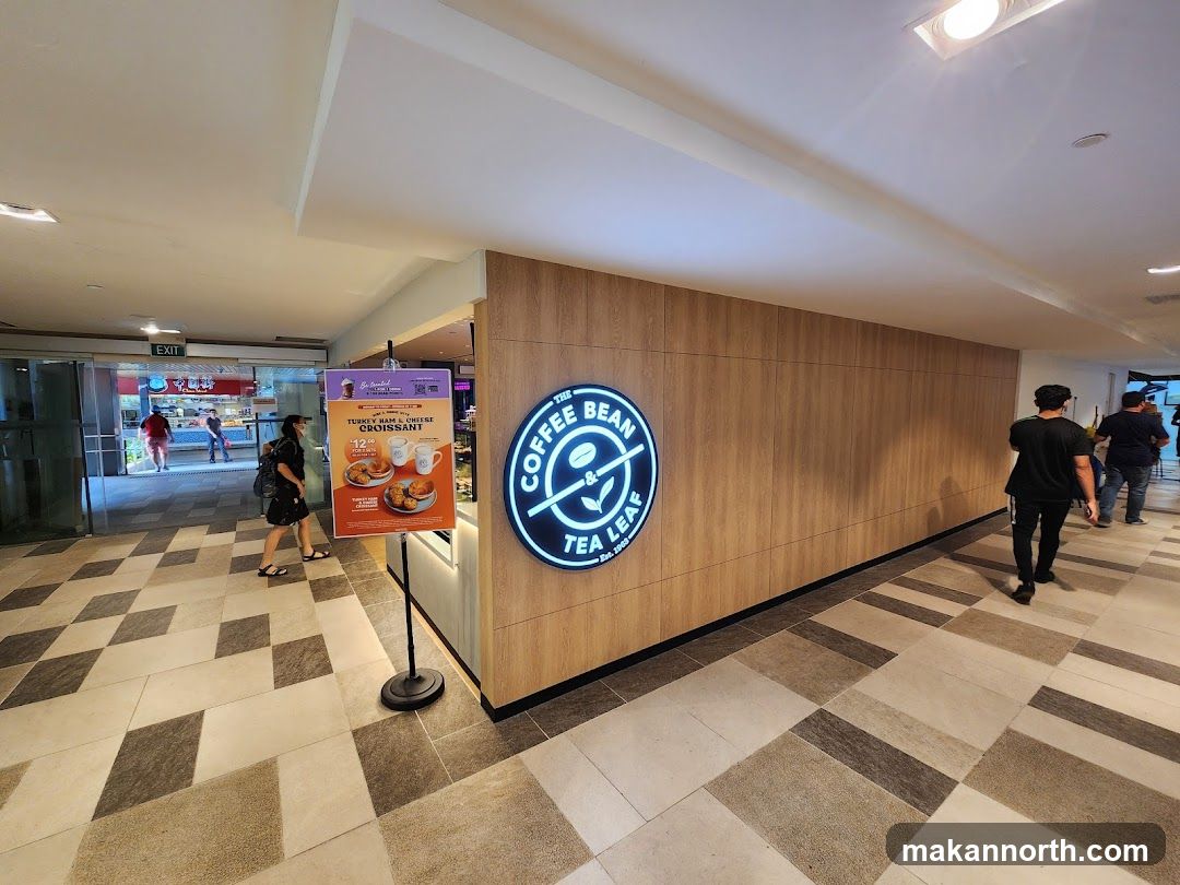 Coffee Bean and Tea Leaf Storefront