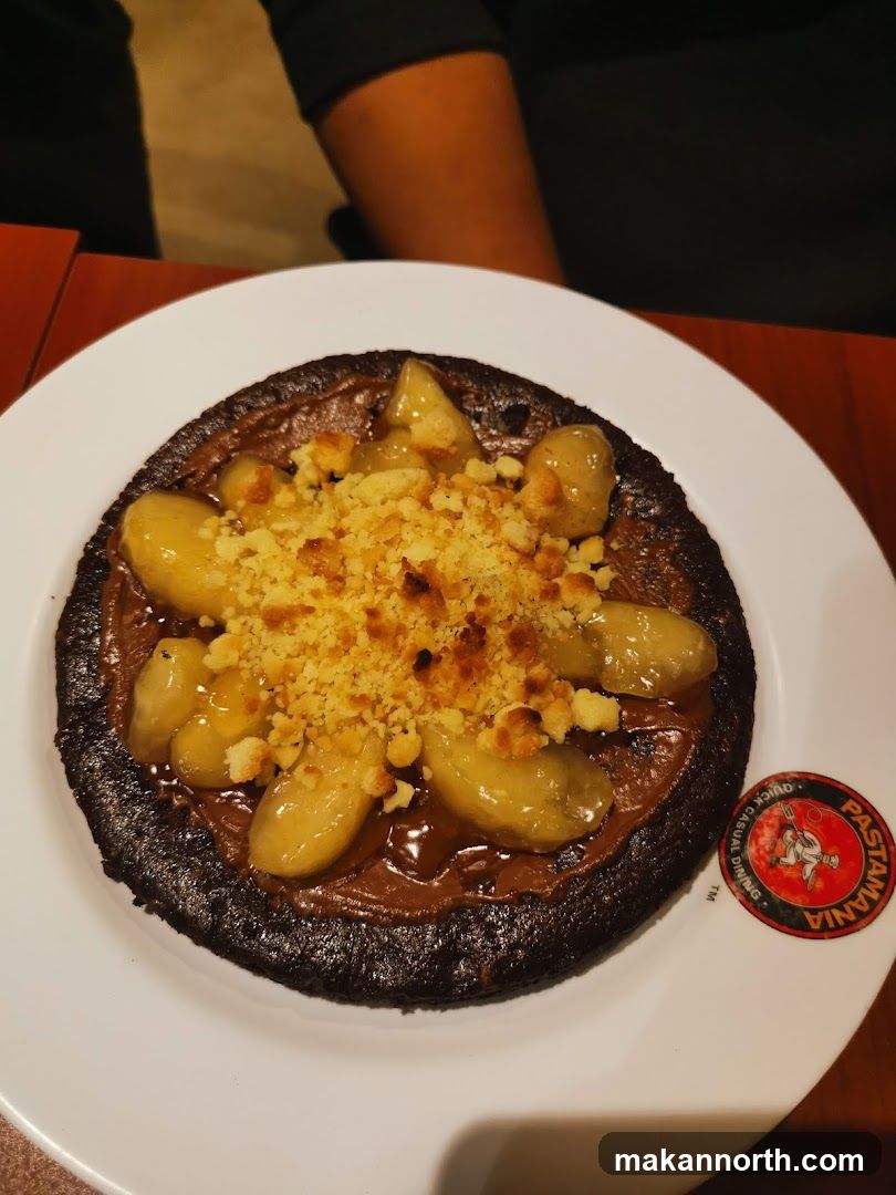 Chocolate Banana Crumble Pizza