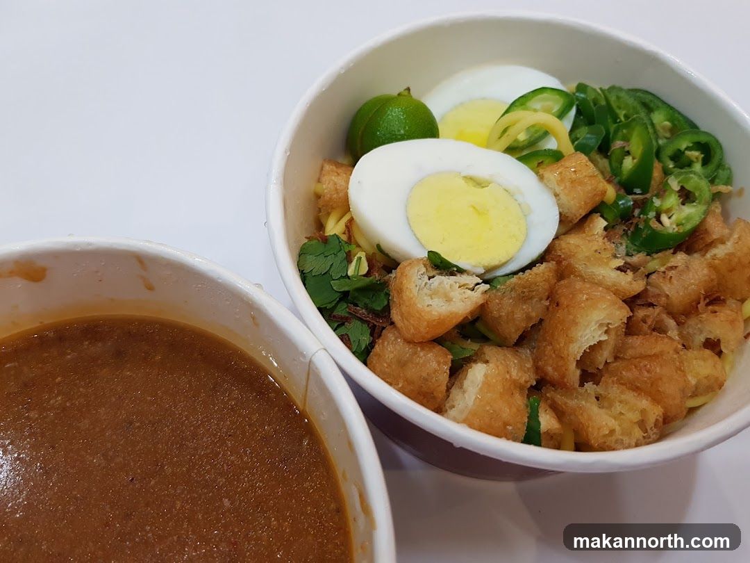 Noodle Dish with Side Sauce