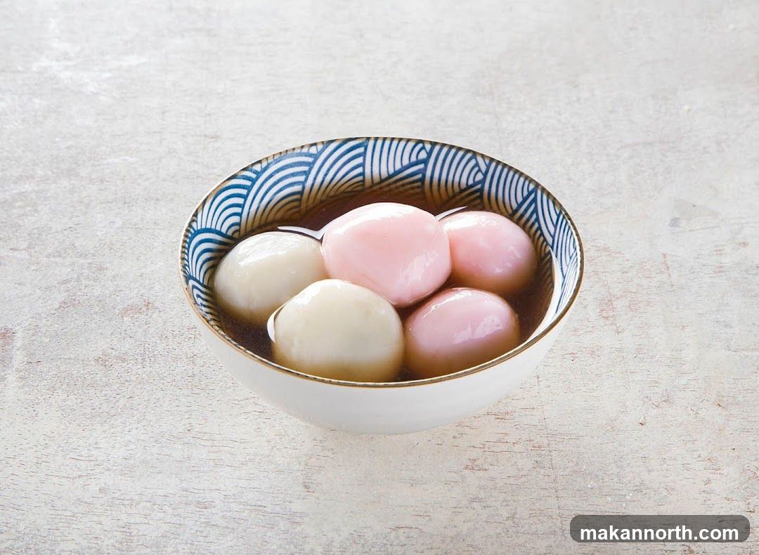 Tangyuan in Syrup