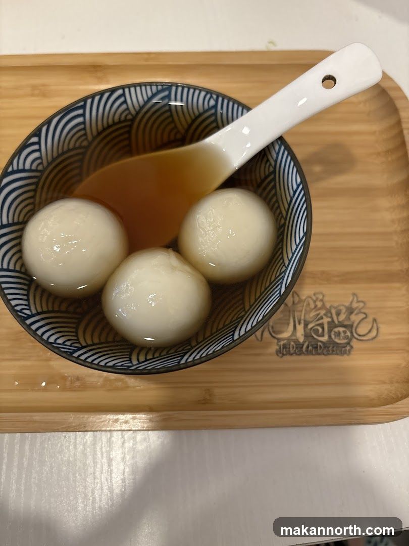 Tangyuan in Syrup