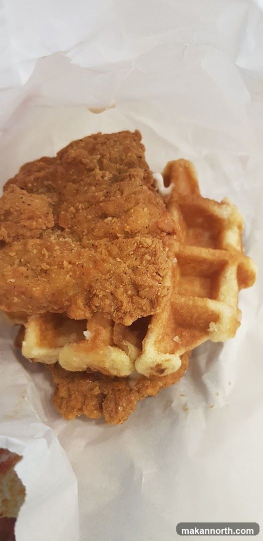 Fried Chicken and Waffle